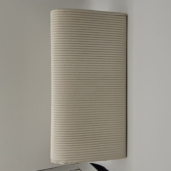 Vintage Bechamel Crossbody Cluch - Picture 8 of 12